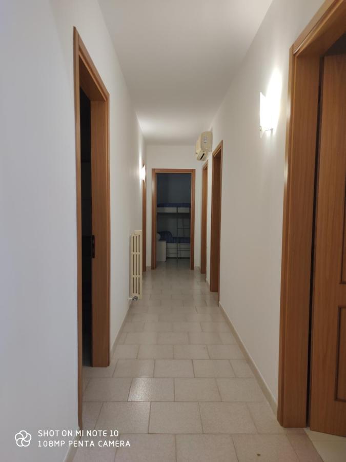 Casa Di Gigi- Comodo Appartamento In גלאטינה מראה חיצוני תמונה