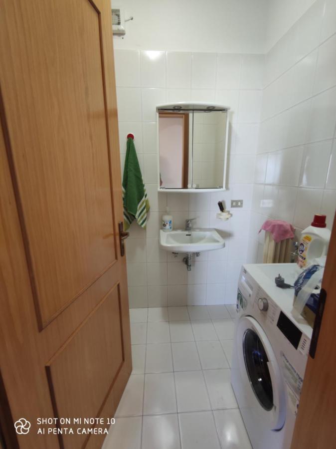 Casa Di Gigi- Comodo Appartamento In גלאטינה מראה חיצוני תמונה