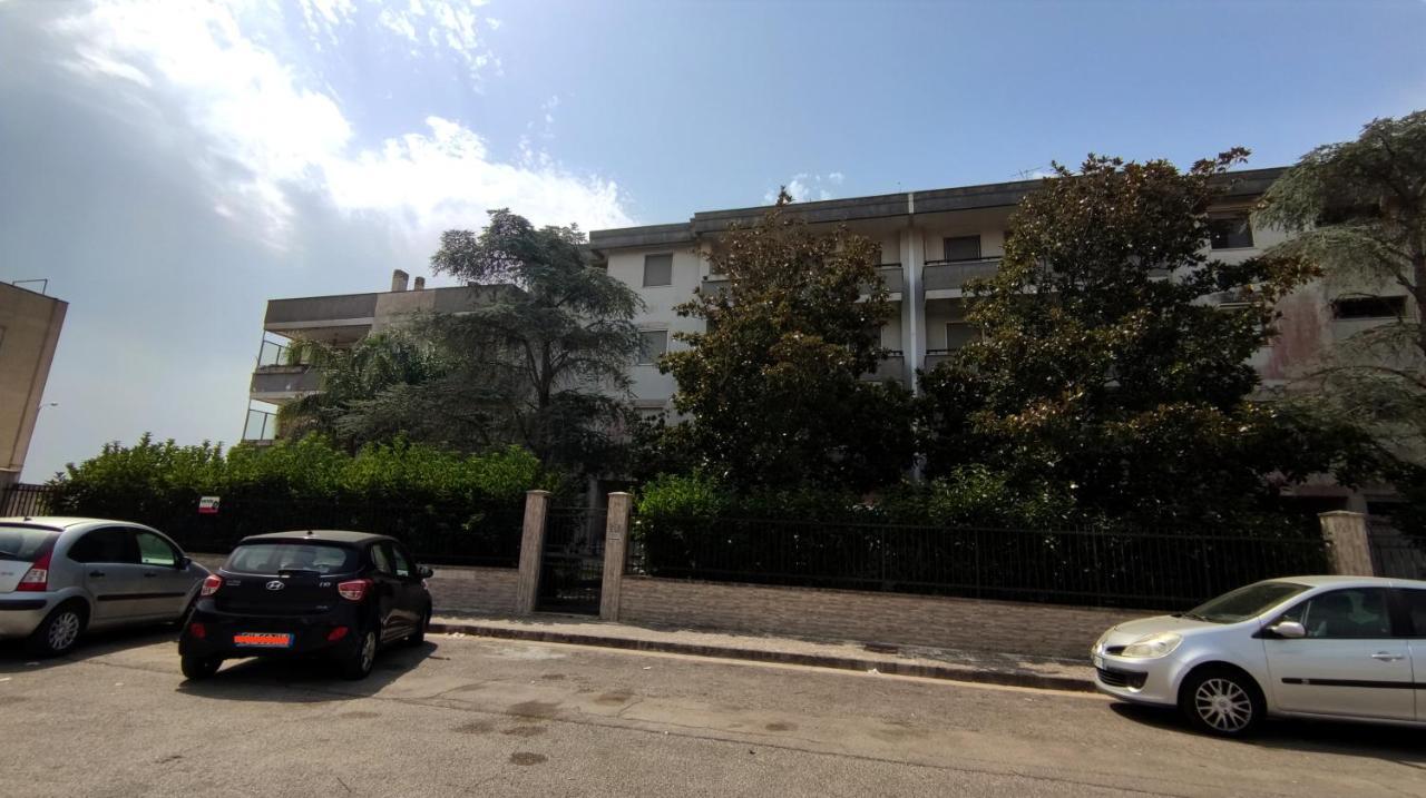 Casa Di Gigi- Comodo Appartamento In גלאטינה מראה חיצוני תמונה