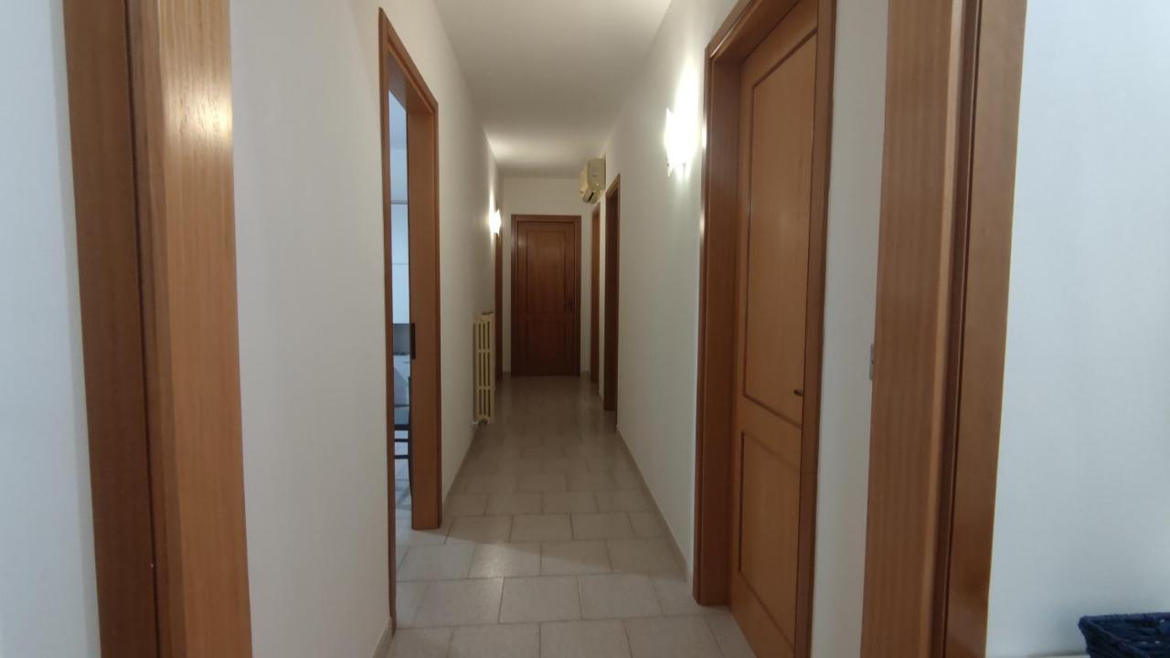 Casa Di Gigi- Comodo Appartamento In גלאטינה מראה חיצוני תמונה